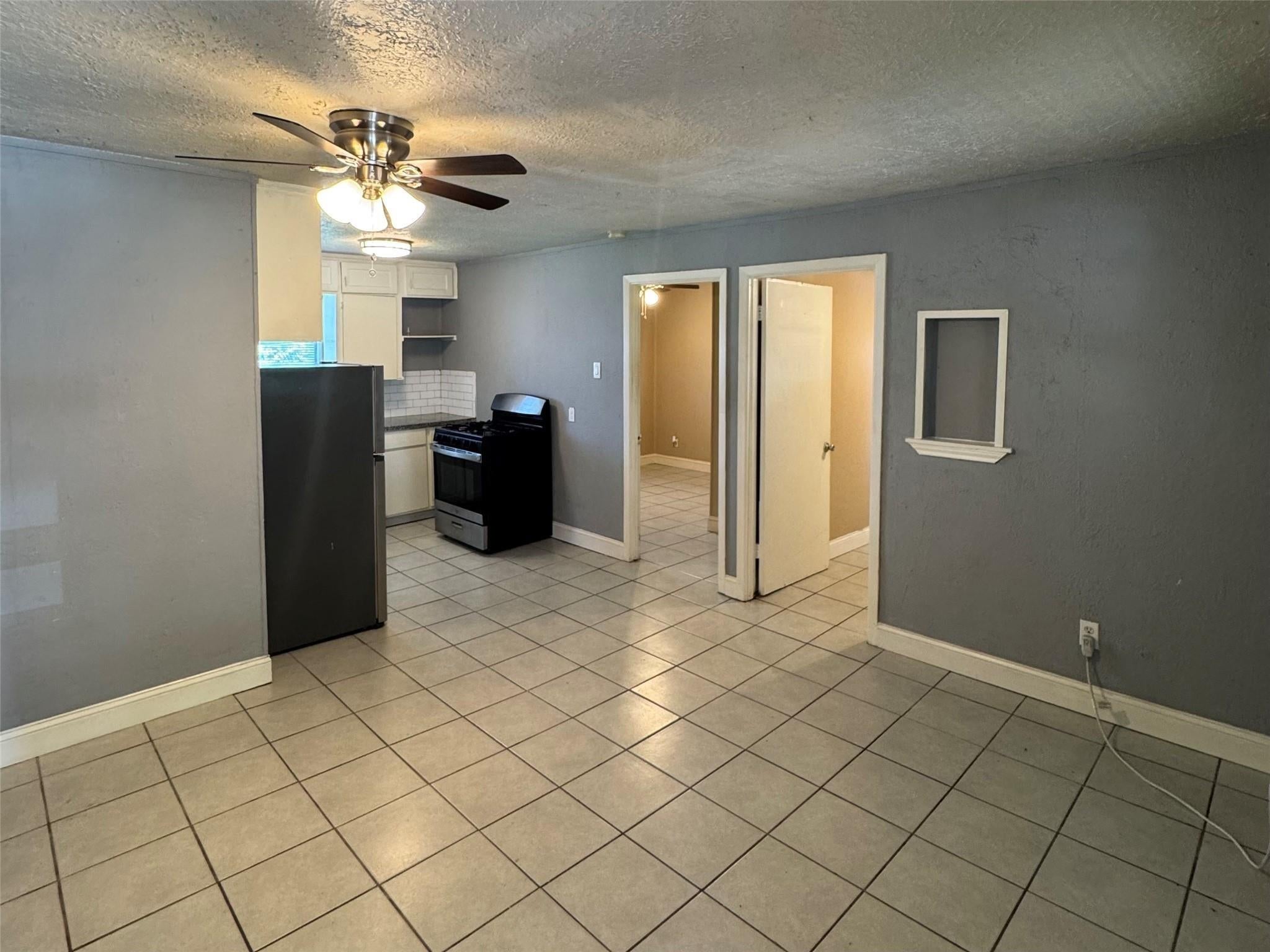 311 Randall Street 4