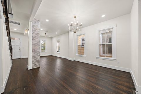 Tiny photo for 2813 Ball Street Street, Galveston, TX 77550 (MLS # 57714700)