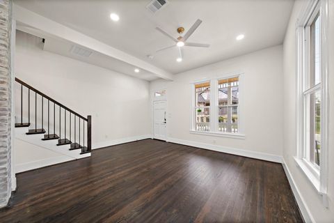 Tiny photo for 2813 Ball Street Street, Galveston, TX 77550 (MLS # 57714700)