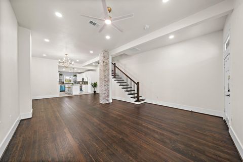 Tiny photo for 2813 Ball Street Street, Galveston, TX 77550 (MLS # 57714700)