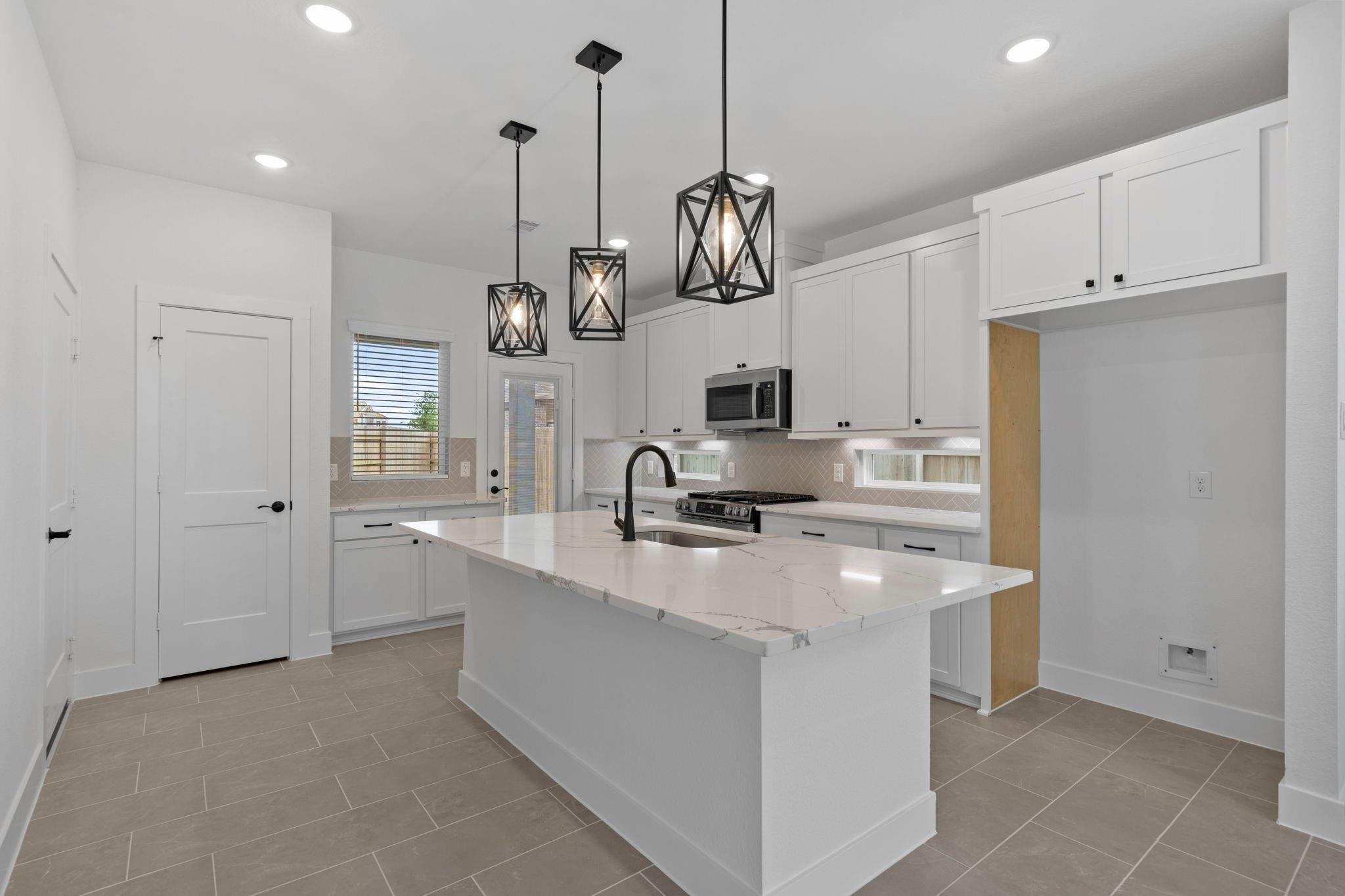 7623 Meadow Mouse Lane
