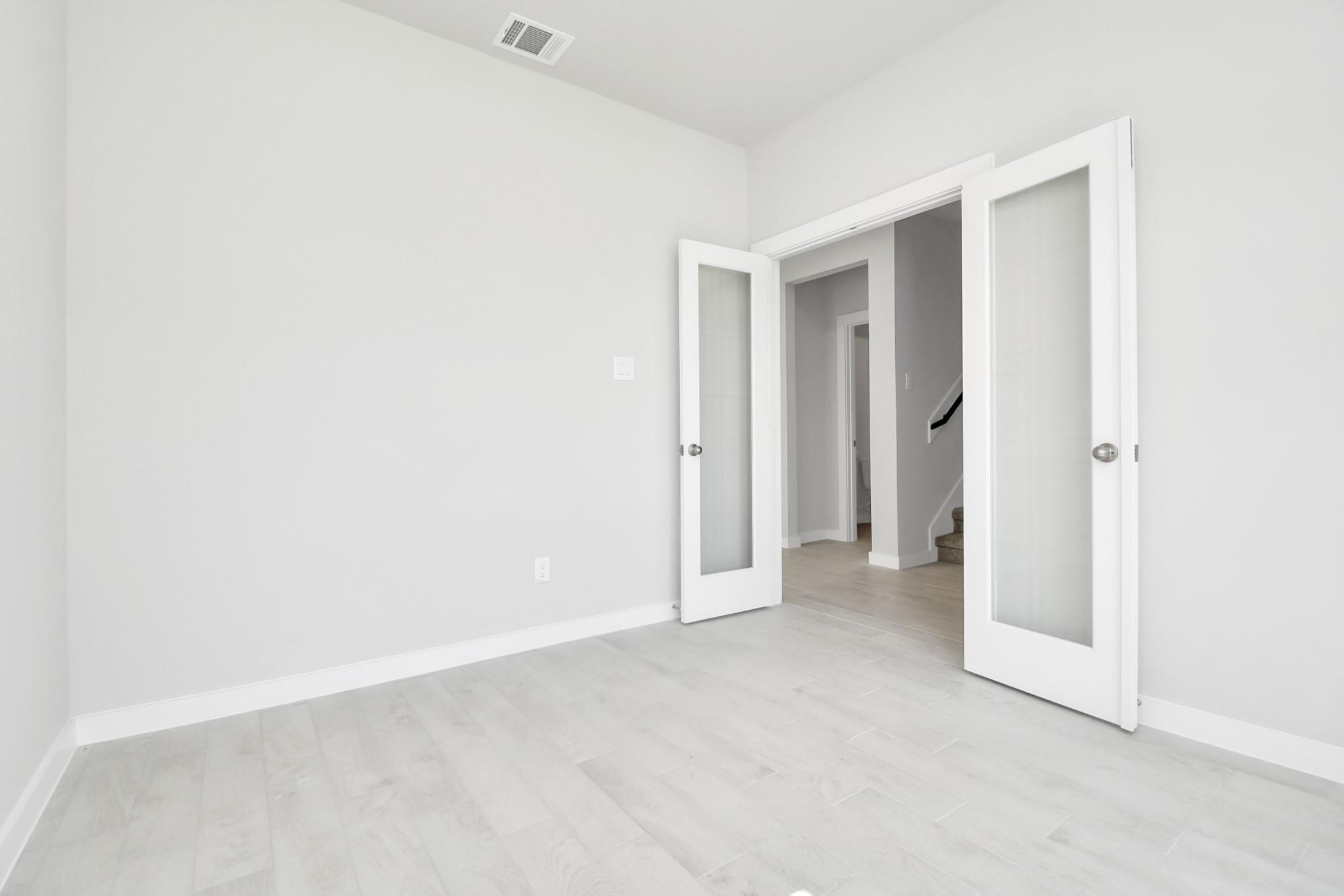 8463 Northern Pintail Drive