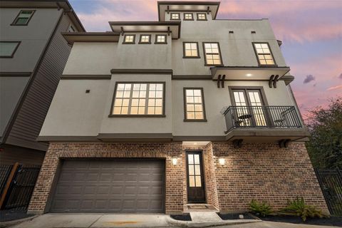 Photo of 1615 Rosewood Street, Houston, TX 77004 (MLS # 51809417)