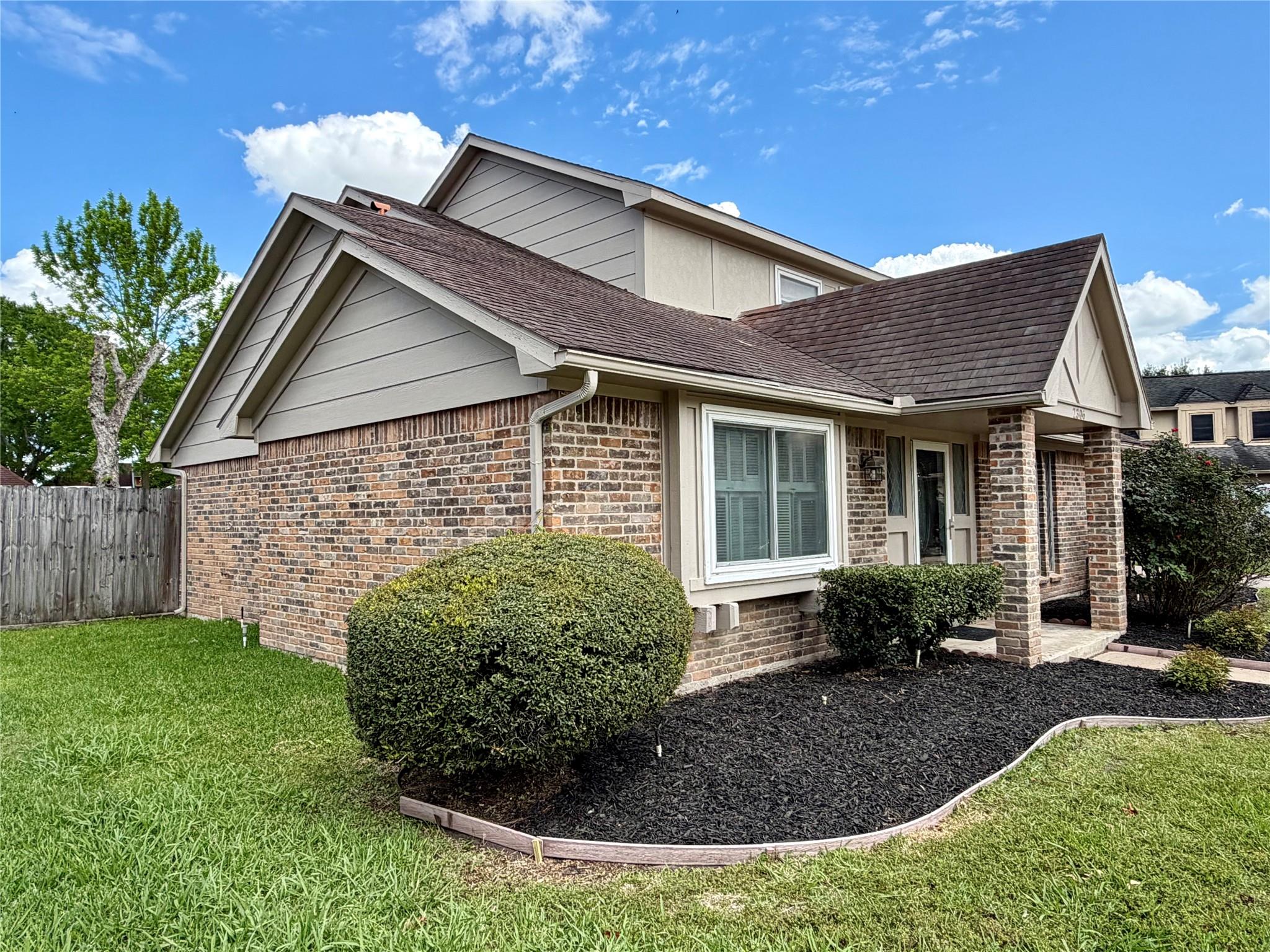 2306 Rushbrook Drive