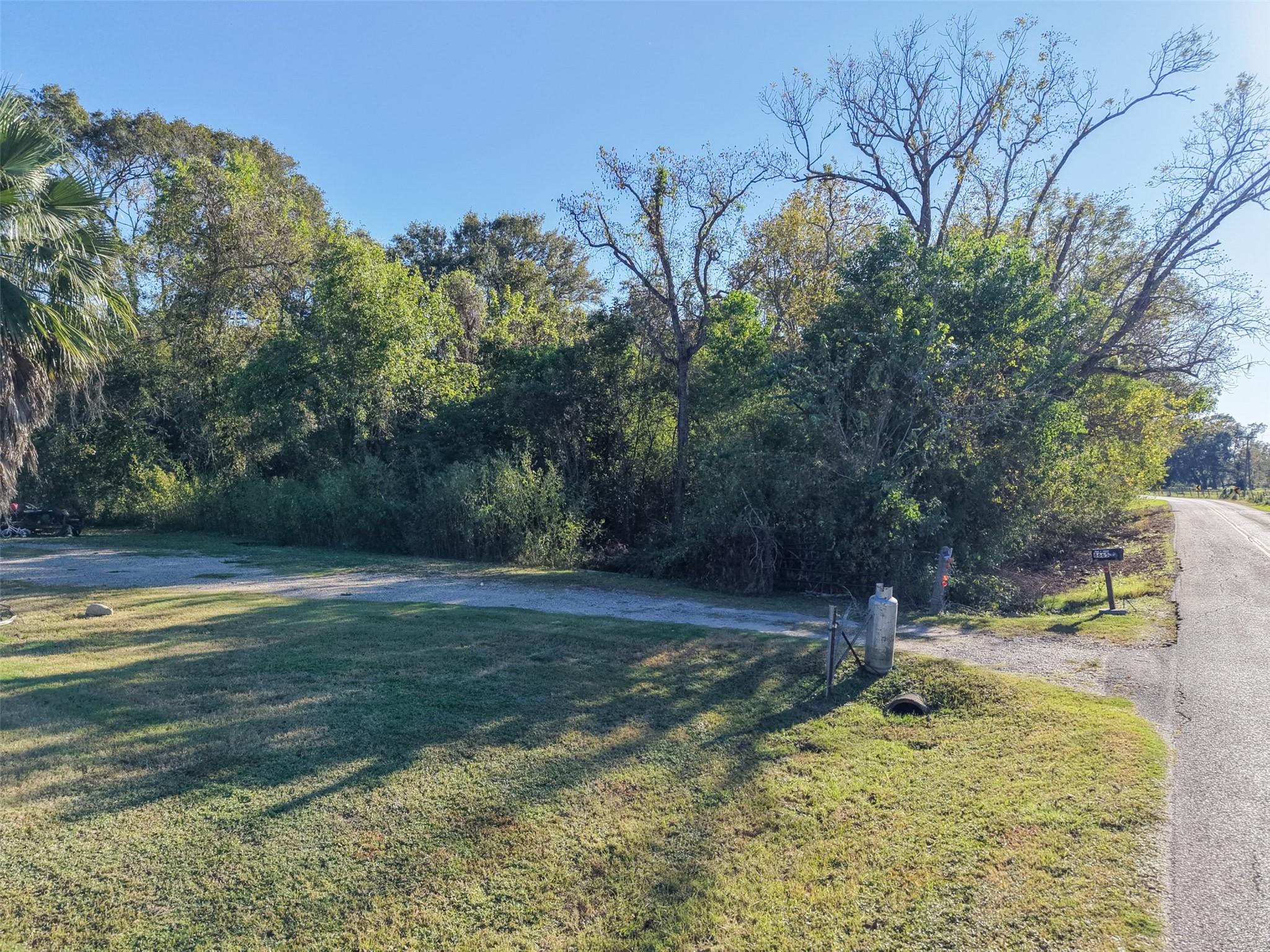 1836 County Road 318