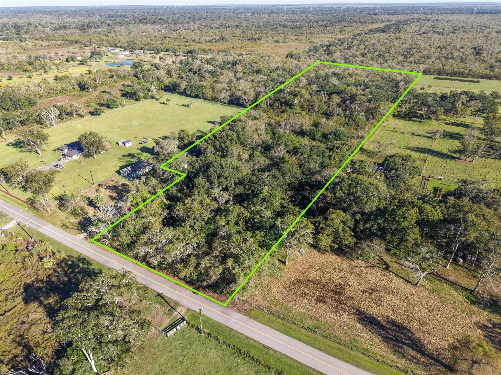 1836 County Road 318