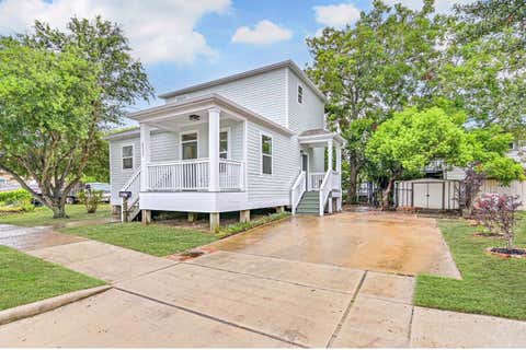 Photo of 2311 Mary Moody Northern Boulevard, Galveston, TX 77551 (MLS # 87047316)