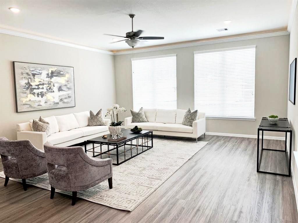 Photo of 5609 Mina Way, Houston, TX 77081 (MLS # 97122557)