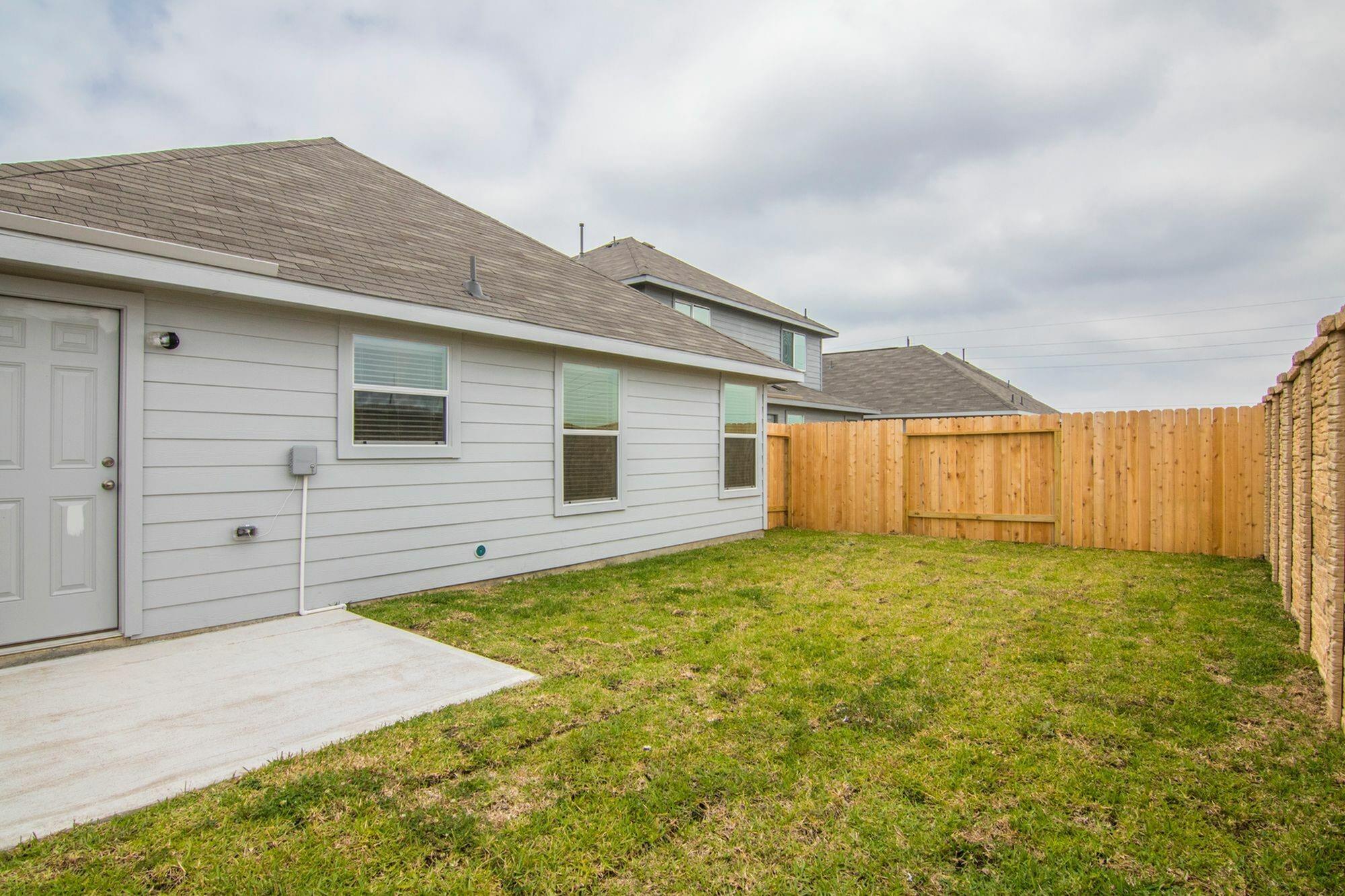 5722 Plantation Forest Drive