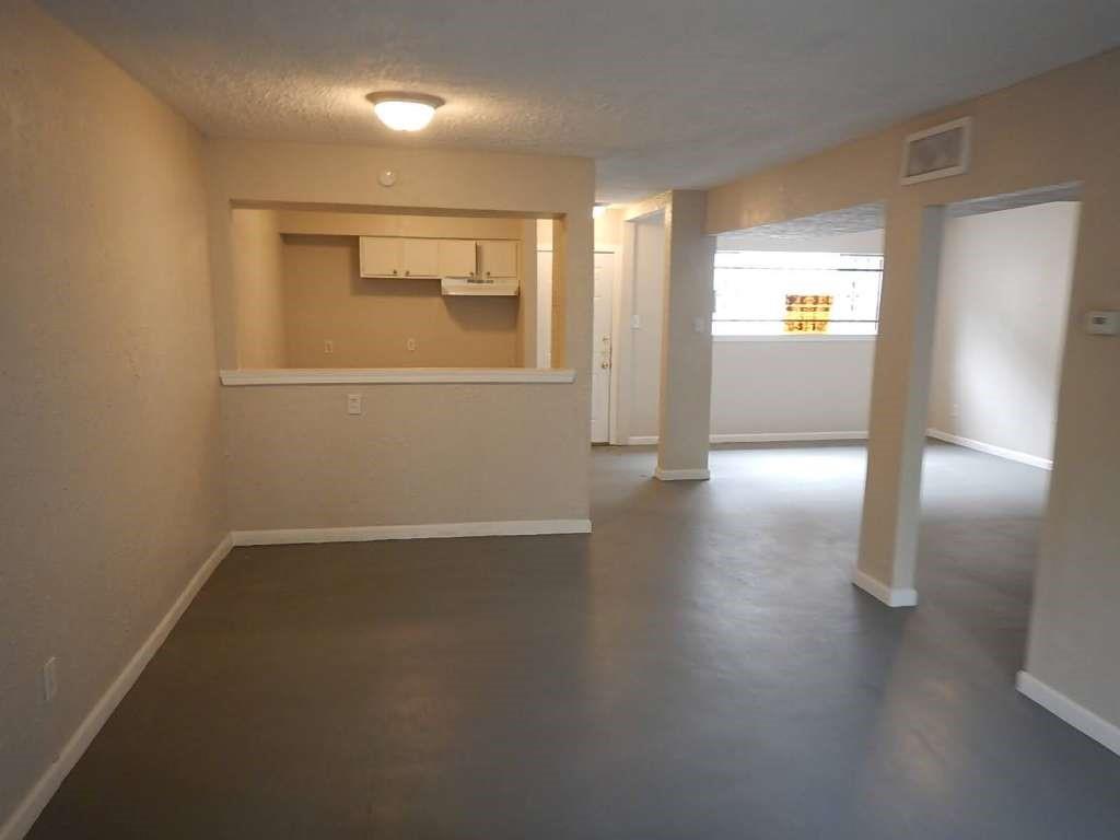 3300 Yorktown Street 11