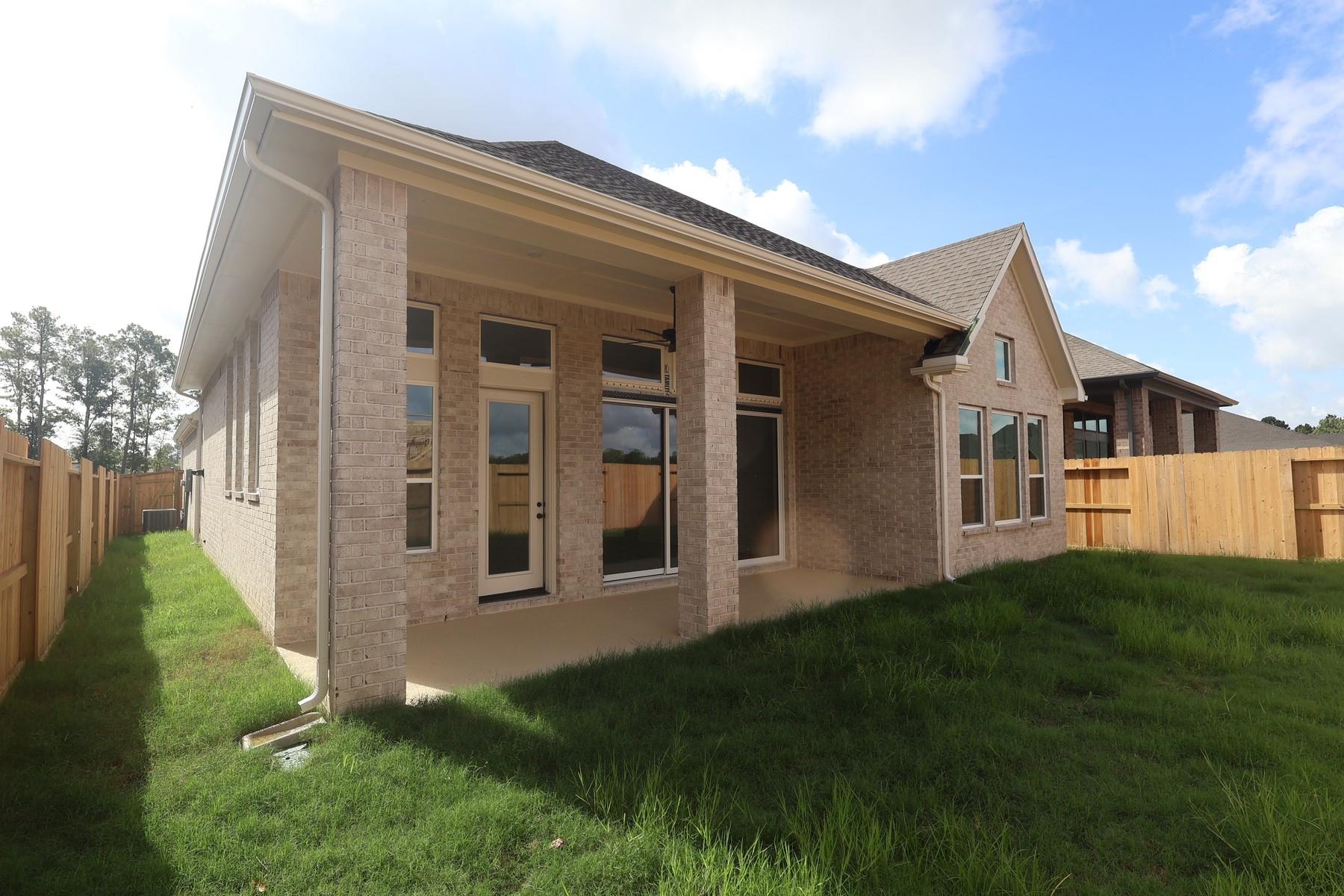 21928 Rolling Greens Road