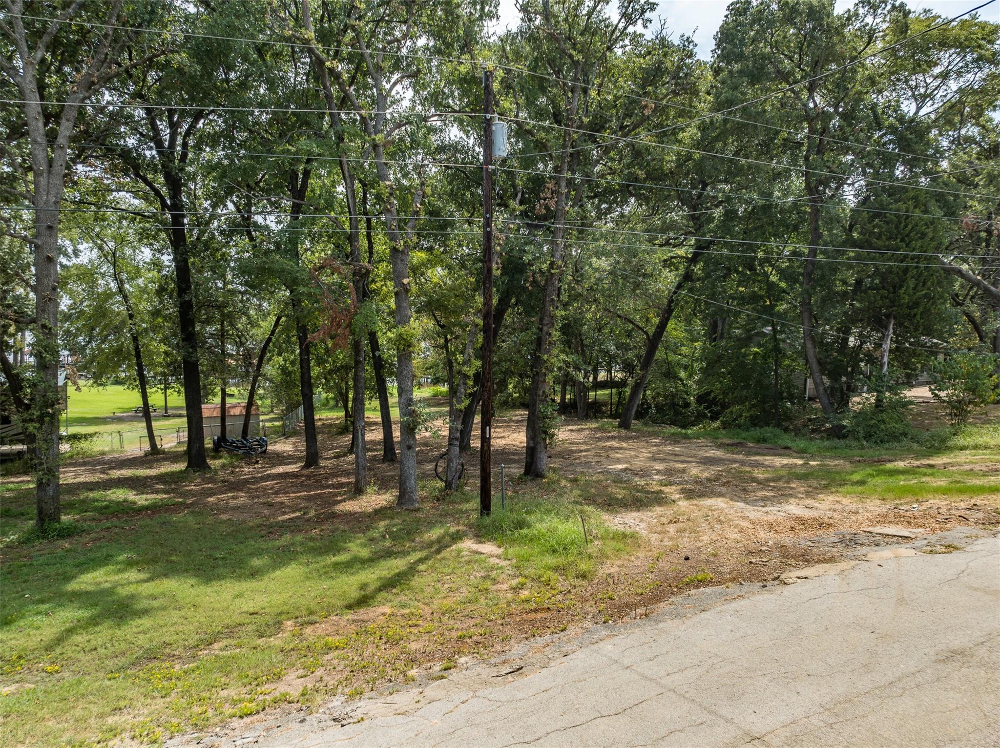 22693 Creekwood Drive