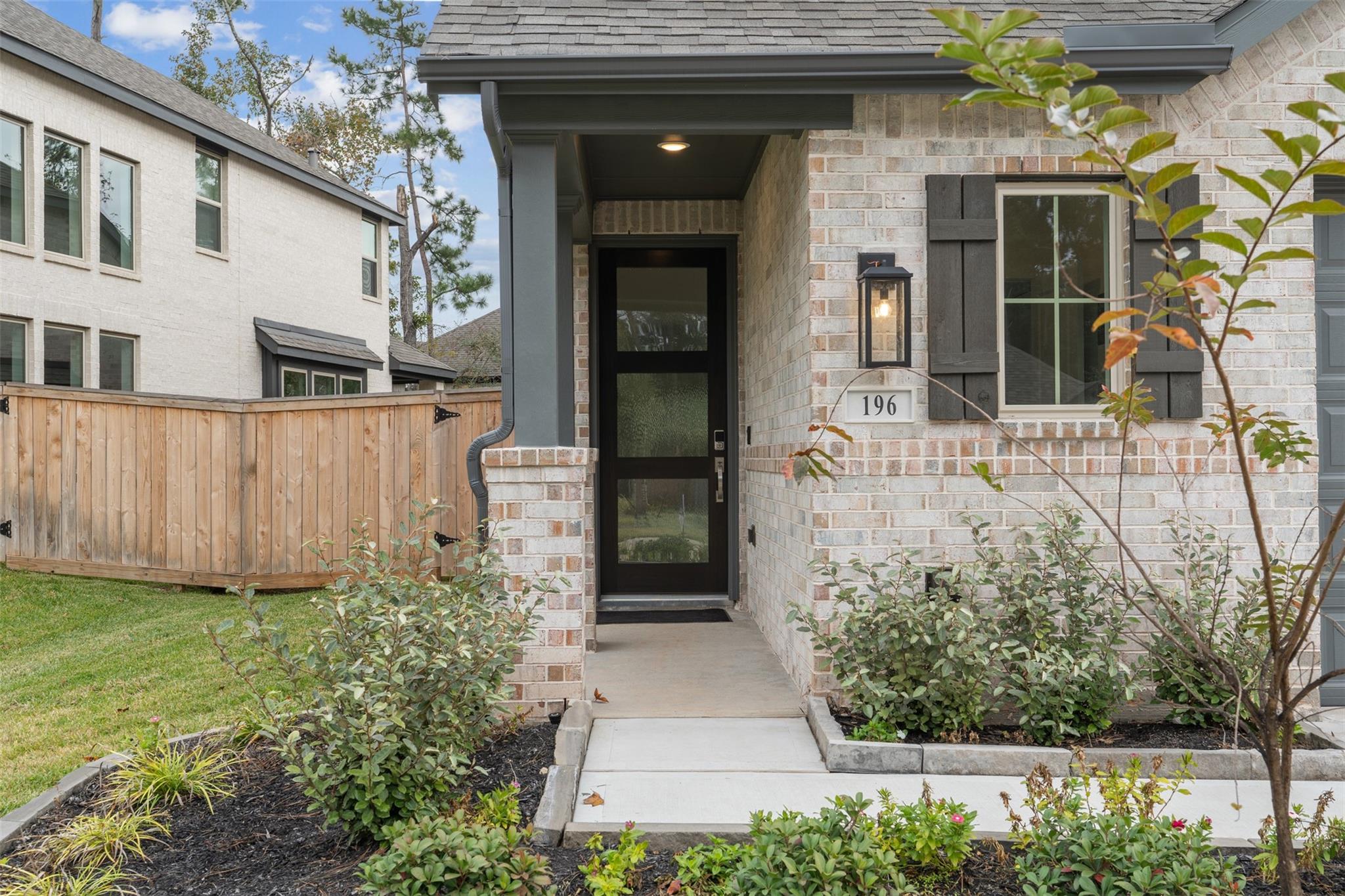 196 Lukewood Circle