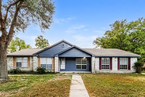 Photo of 2438 Autumn Springs Lane, Spring, TX 77373 (MLS # 4076605)