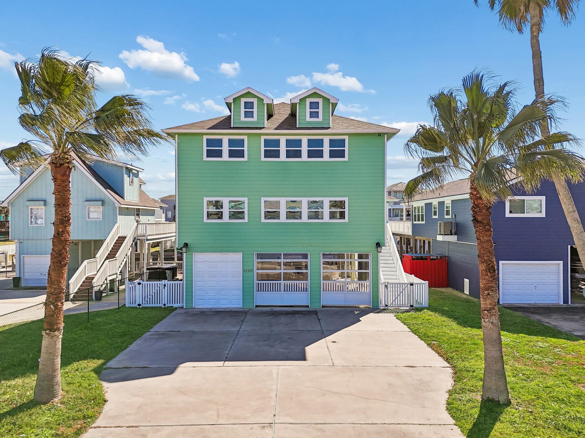 22105 Zapata Drive