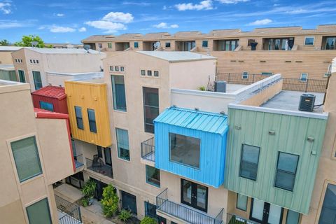 Photo of 125 E 2nd Street, Houston, TX 77007 (MLS # 39656749)