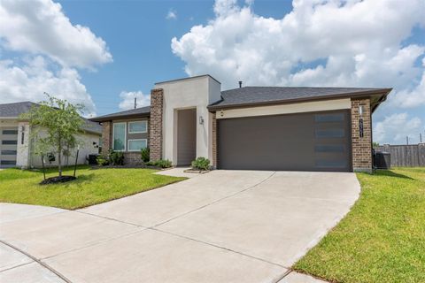 Photo of 29751 Cayenne Circle, Katy, TX 77494 (MLS # 19104198)