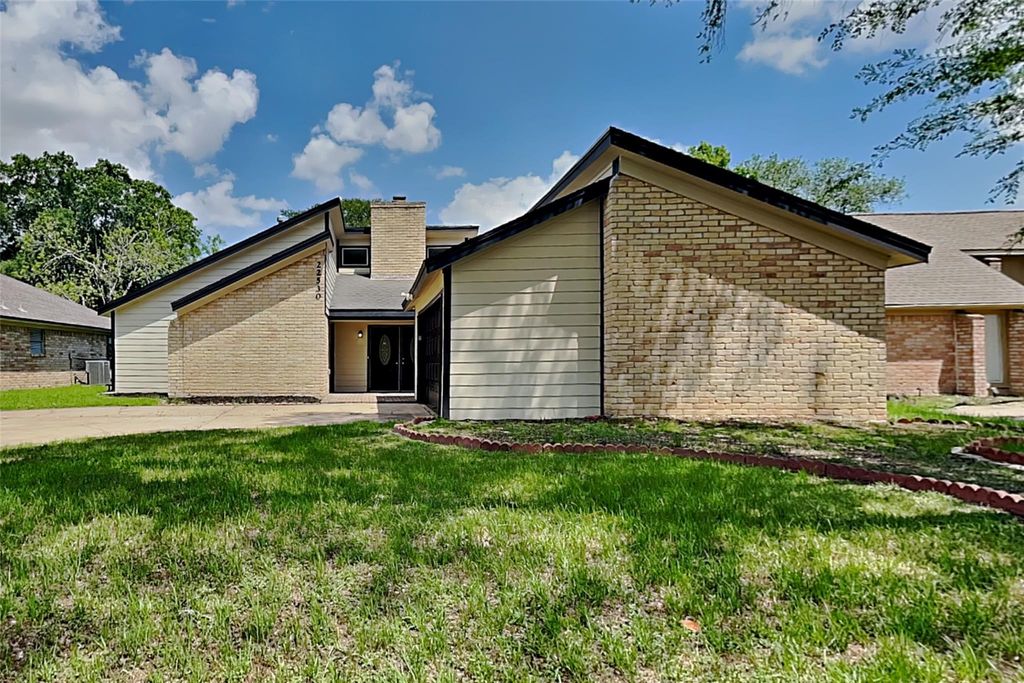 Photo of 22530 Smokey Hill Drive, Katy, TX 77450 (MLS # 31110702)