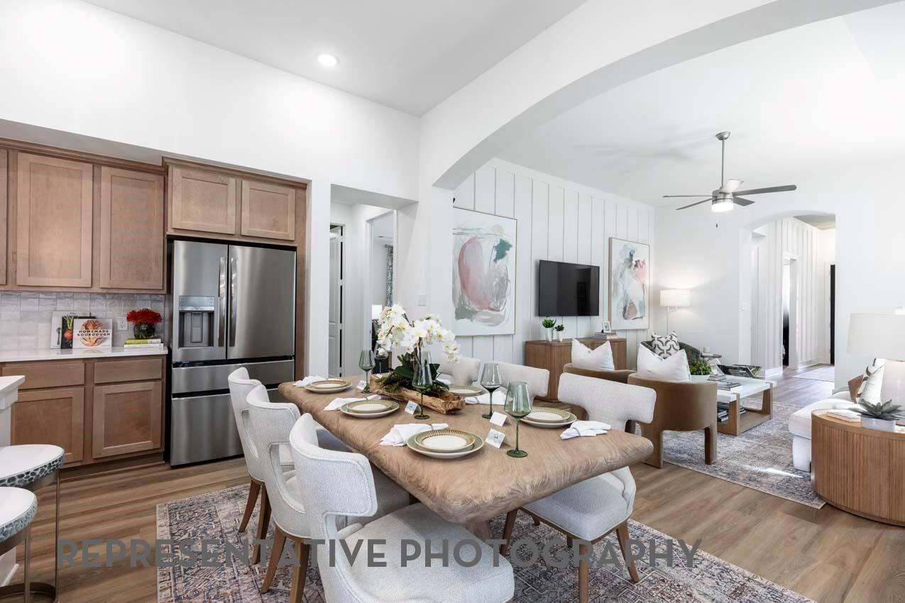 11211 Peacock Flower Street