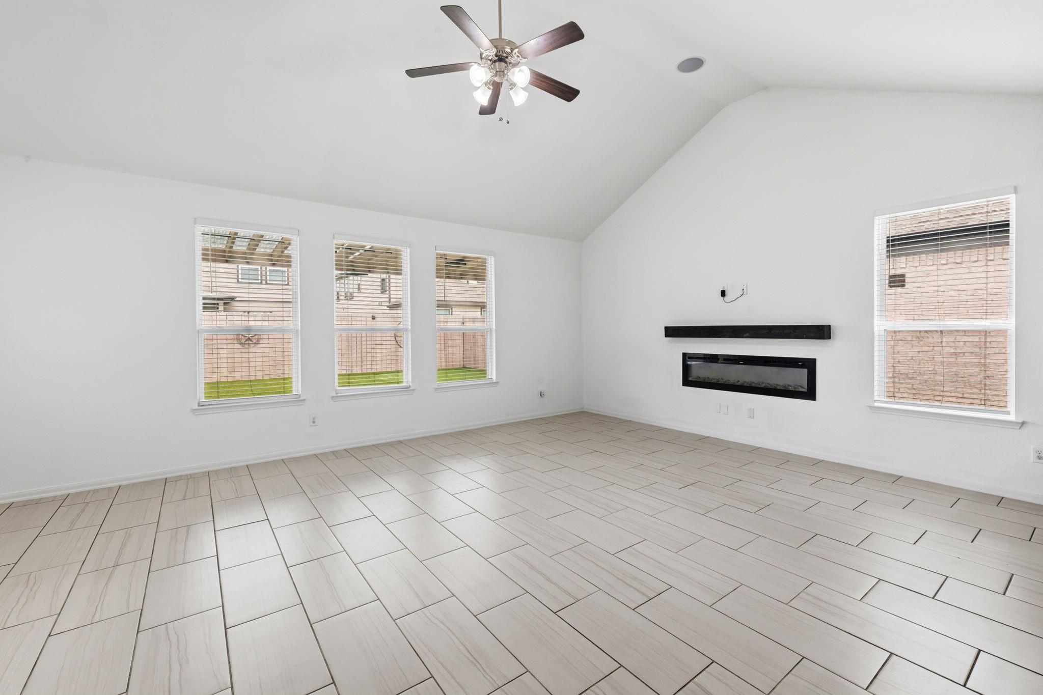 14702 Sycamore Side Way