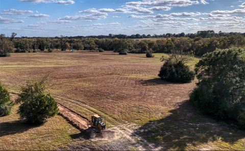 3 Creekview Trail Brenham TX 77833