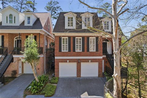 Photo of 285 Sugarberry Circle, Houston, TX 77024 (MLS # 40644266)