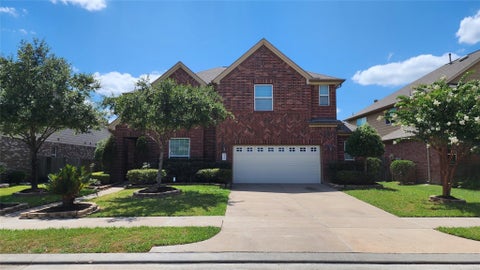 Photo of 2318 Nashmor Drive, Sugar Land, TX 77479 (MLS # 96744909)