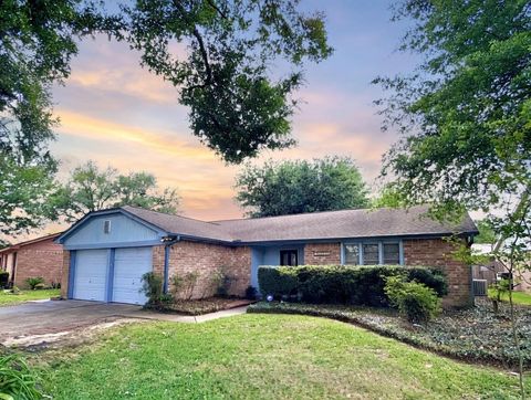Photo of 11223 Voltaire Drive, Houston, TX 77065 (MLS # 18322835)