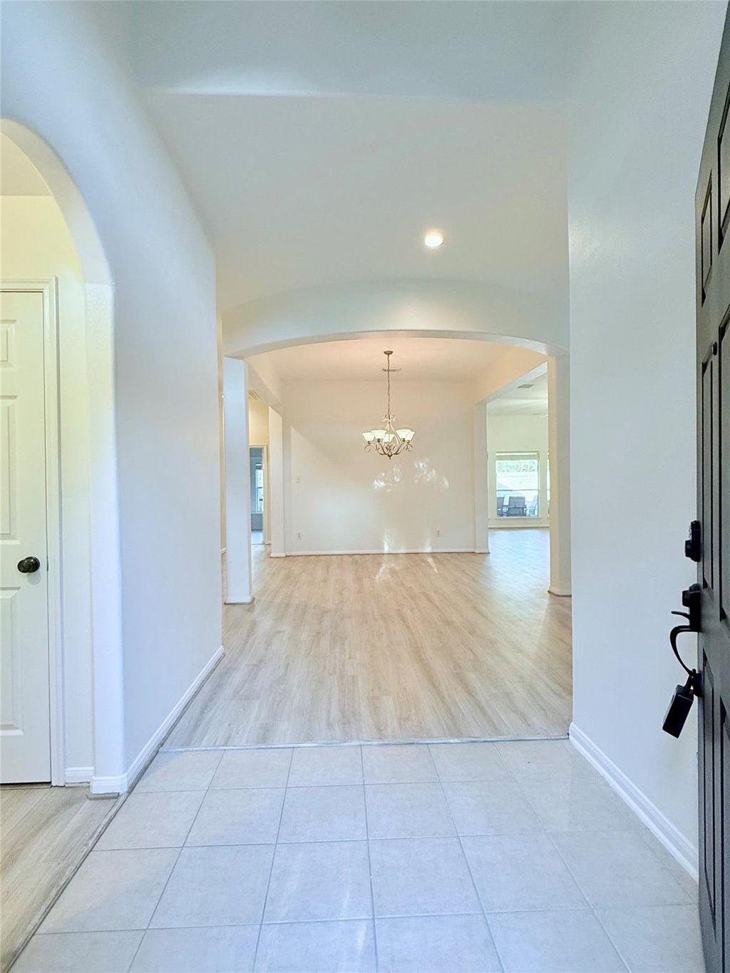 Photo of 13714 Brighton Park Drive, Houston, TX 77044 (MLS # 15220018)