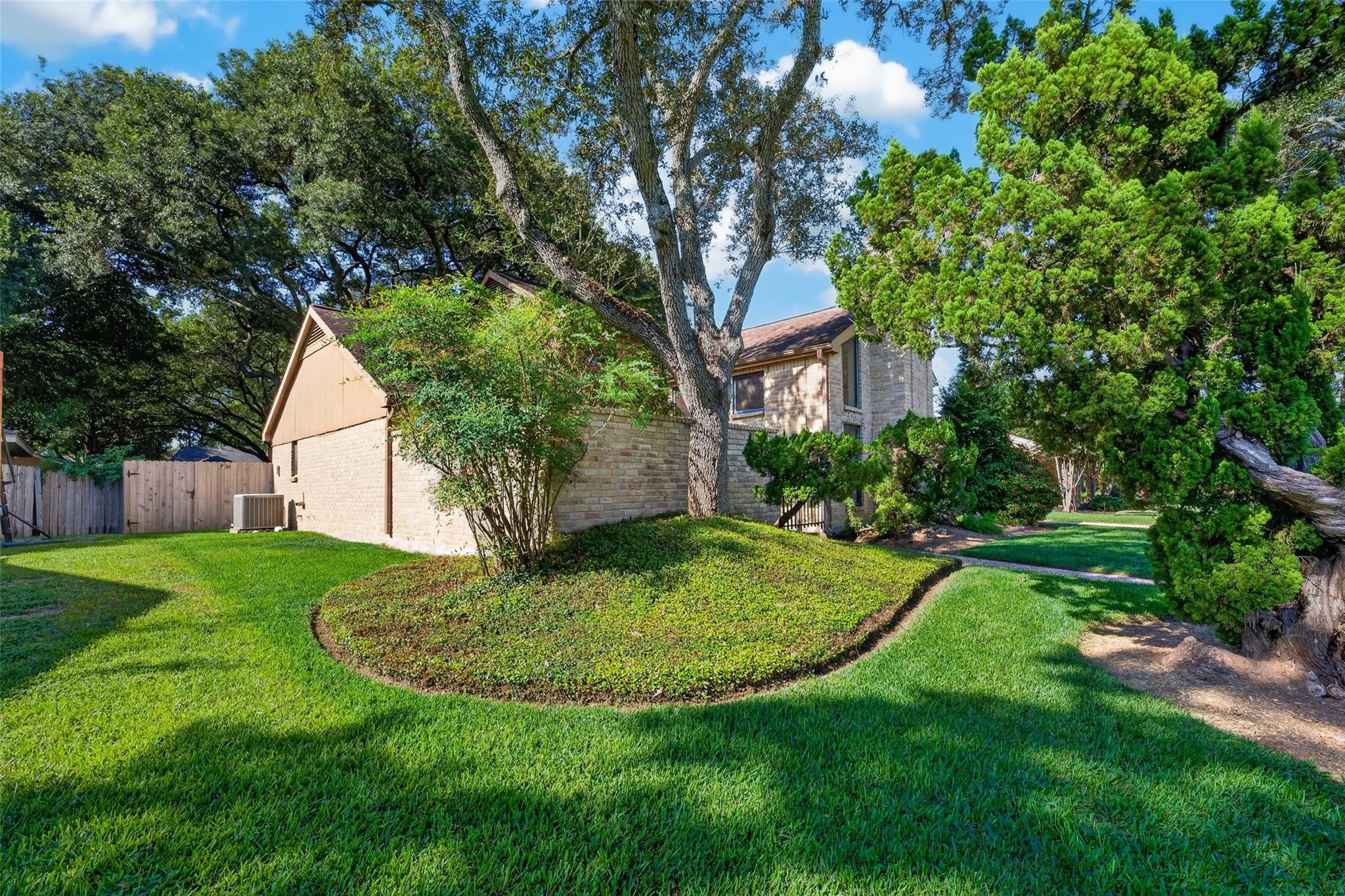3119 Villa Lane