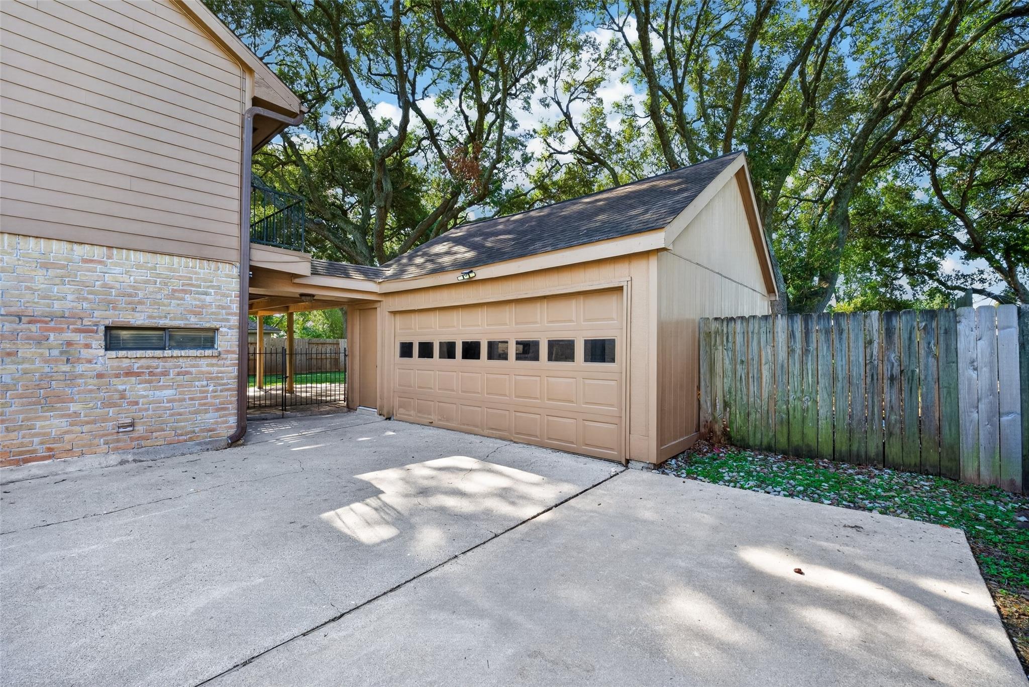 3119 Villa Lane