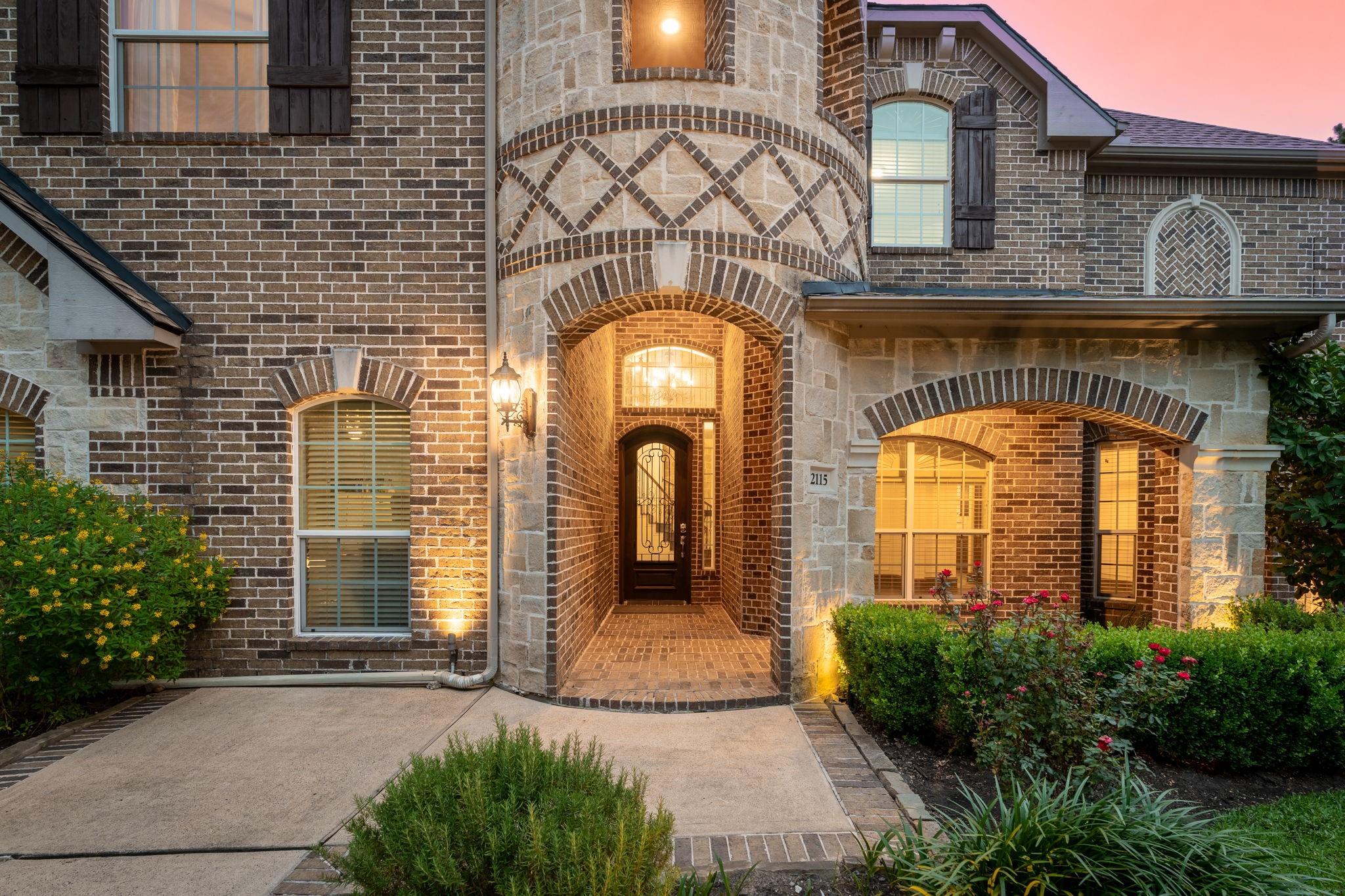 2115 Graystone Ridge Drive