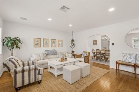 Tiny photo for 918 E 14th Street, Houston, TX 77009 (MLS # 90037309)