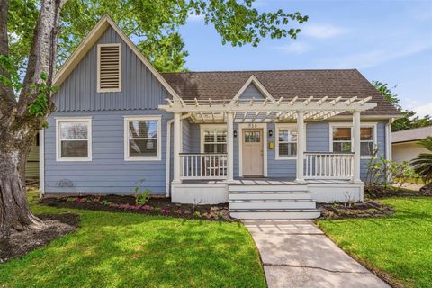 Tiny photo for 918 E 14th Street, Houston, TX 77009 (MLS # 90037309)