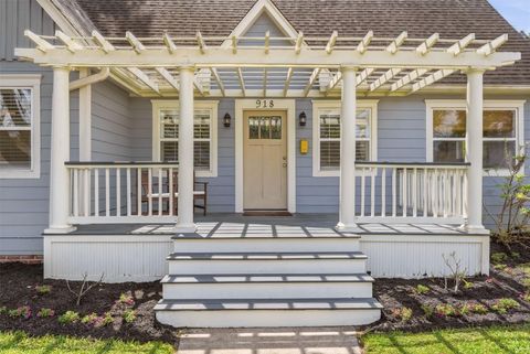 Tiny photo for 918 E 14th Street, Houston, TX 77009 (MLS # 90037309)