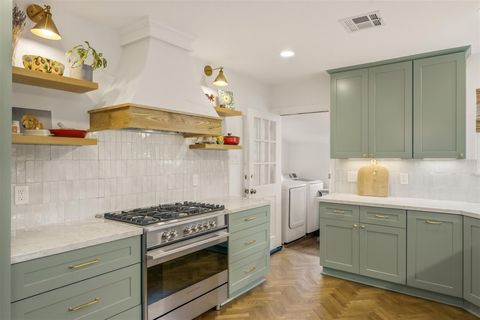 Tiny photo for 918 E 14th Street, Houston, TX 77009 (MLS # 90037309)