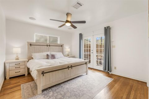 Tiny photo for 918 E 14th Street, Houston, TX 77009 (MLS # 90037309)