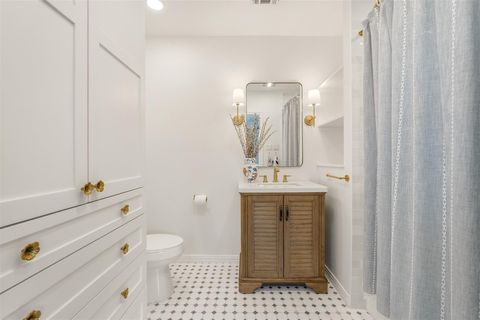 Tiny photo for 918 E 14th Street, Houston, TX 77009 (MLS # 90037309)