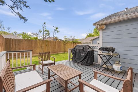 Tiny photo for 918 E 14th Street, Houston, TX 77009 (MLS # 90037309)
