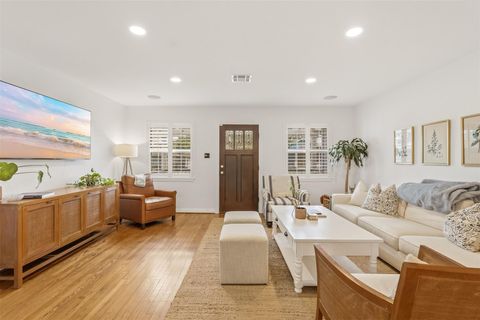 Tiny photo for 918 E 14th Street, Houston, TX 77009 (MLS # 90037309)