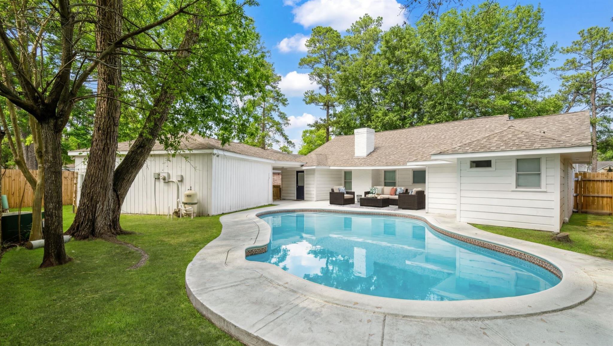 25511 Long Hill Lane