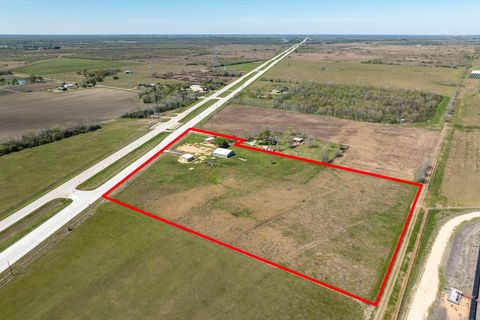Vacant Land For Sale - 27427 Highway 36<br/> Damon, TX 77430