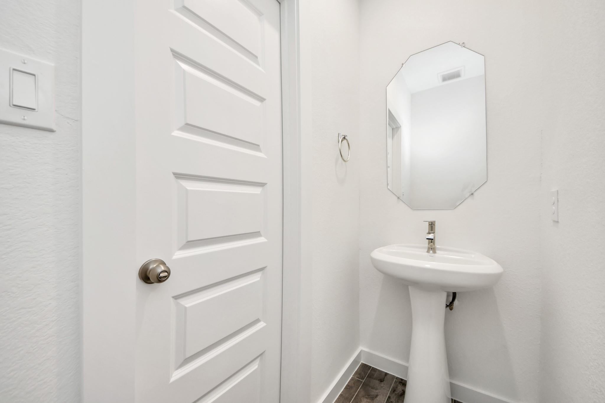 5846 Madison Trail Drive