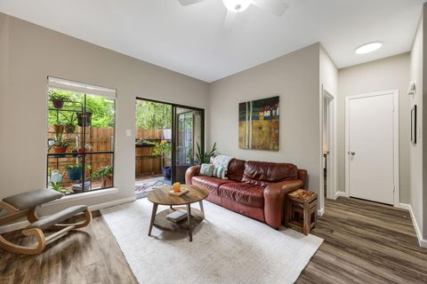 Photo of 5001 Lamonte Lane #5, Houston, TX 77092 (MLS # 87546503)