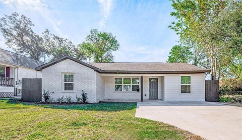 Photo of 3618 Noah Street, Houston, TX 77021 (MLS # 94418826)