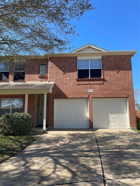 Photo of 10506 Sugar Trace Drive, Sugar Land, TX 77498 (MLS # 86222556)