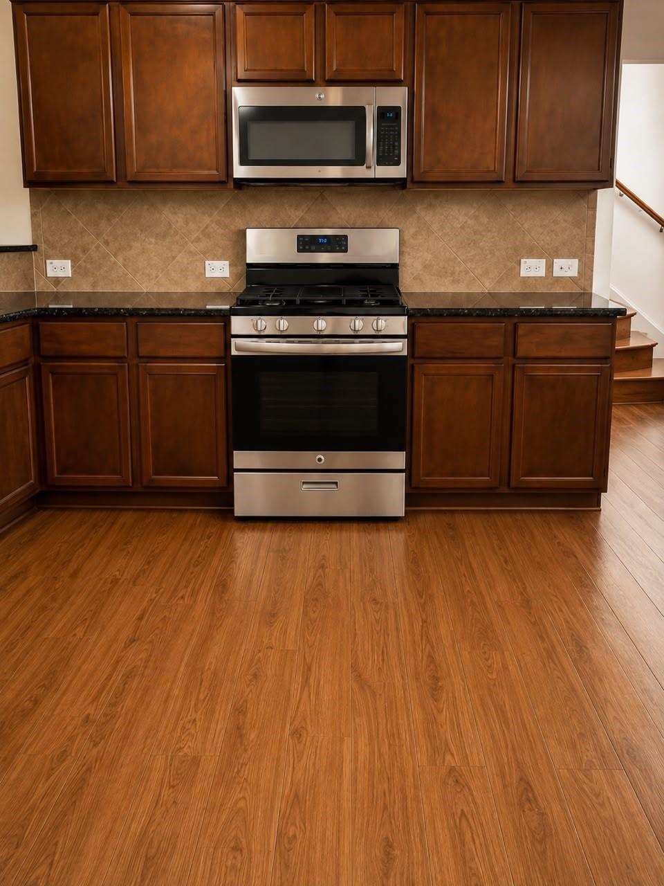 7827 Mesquite Manor Ln