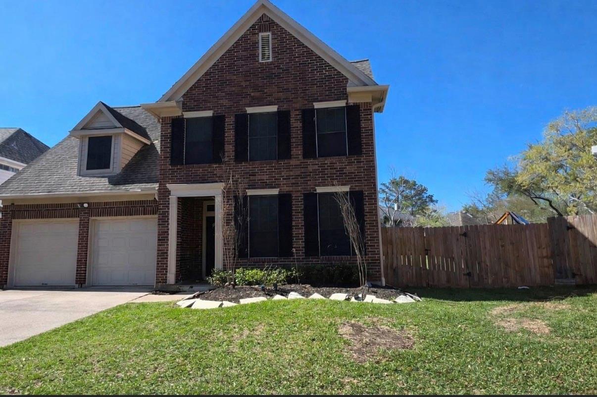 1811 Emerald Lake Court