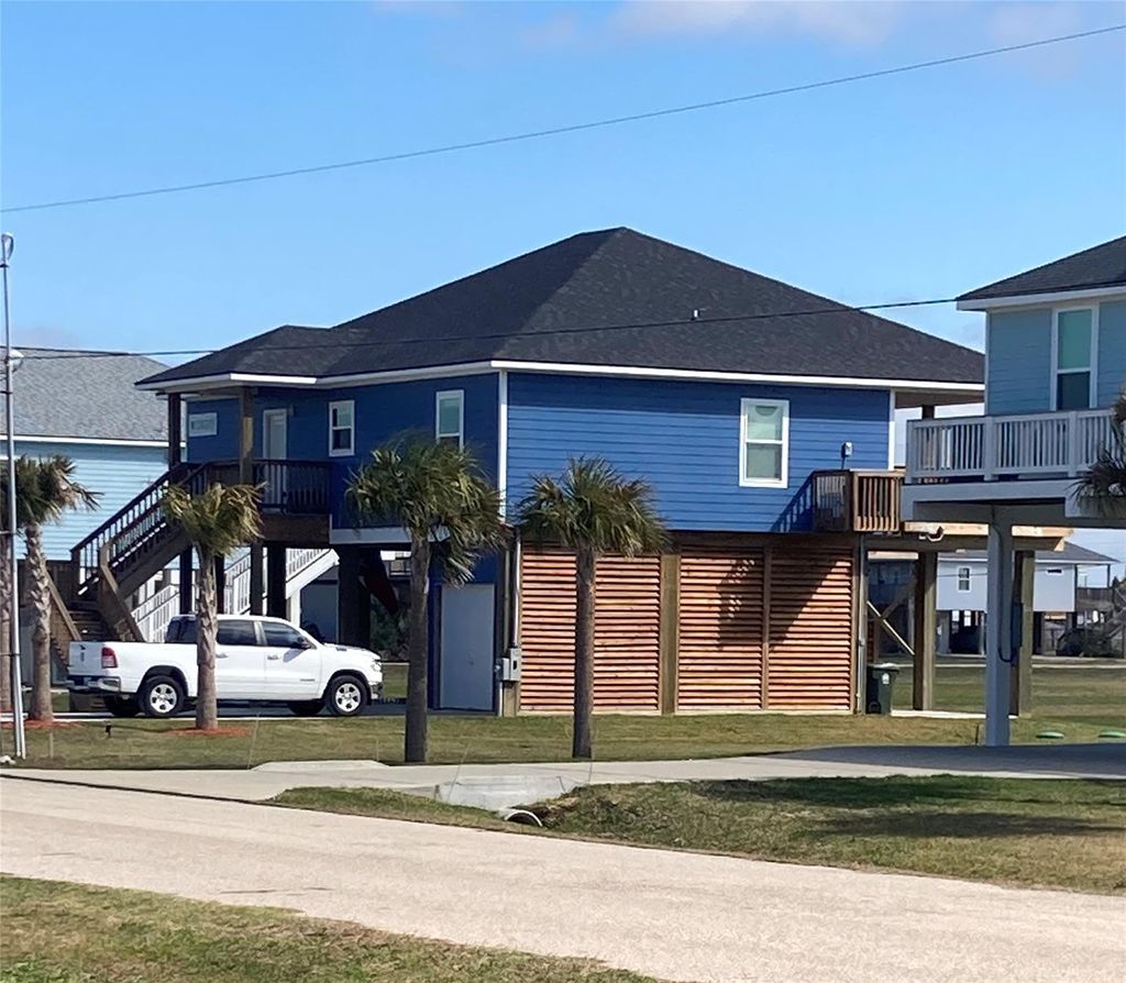 Photo of 18307 Warrior Road, Galveston, TX 77554 (MLS # 45019870)