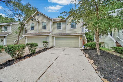 Photo of 26 N Walden Elms Circle, The Woodlands, TX 77382 (MLS # 86150778)